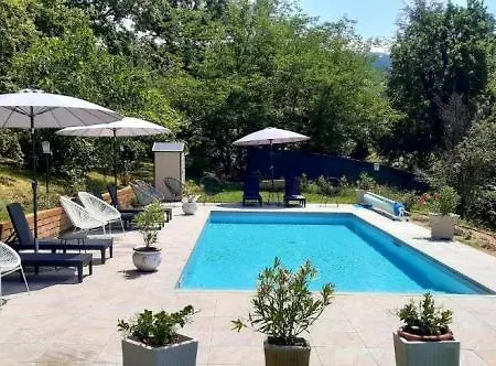 לינה וארוחת בוקר Casa Stella