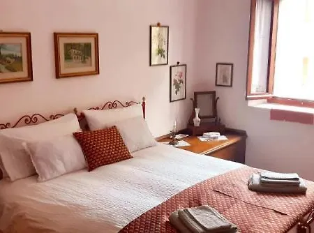 Casa Stella לינה וארוחת בוקר