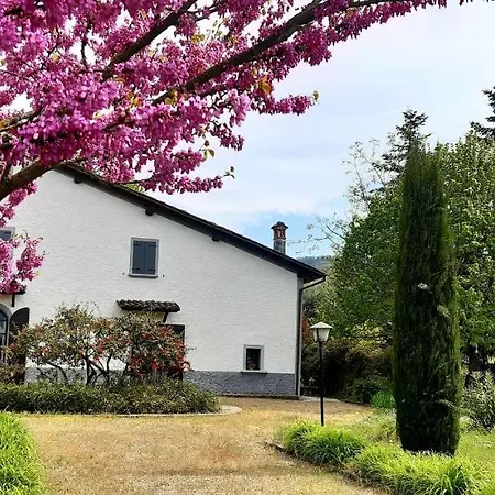 לינה וארוחת בוקר Casa Stella Savigno