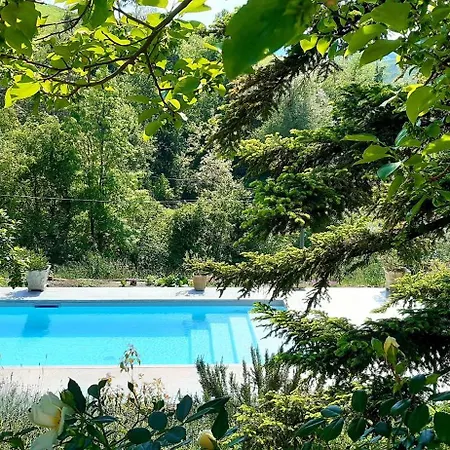 לינה וארוחת בוקר Casa Stella 4*